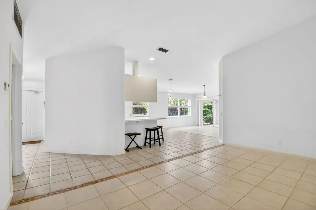 2774 Livingston Lane West Palm Beach FL 33411