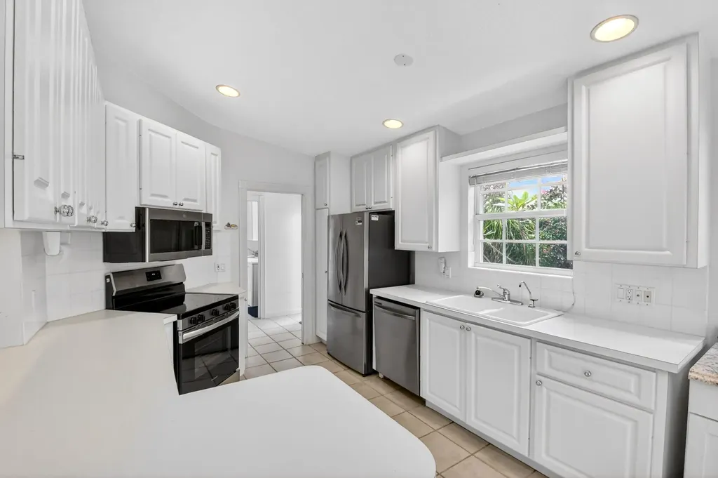 2774 Livingston Lane West Palm Beach FL 33411