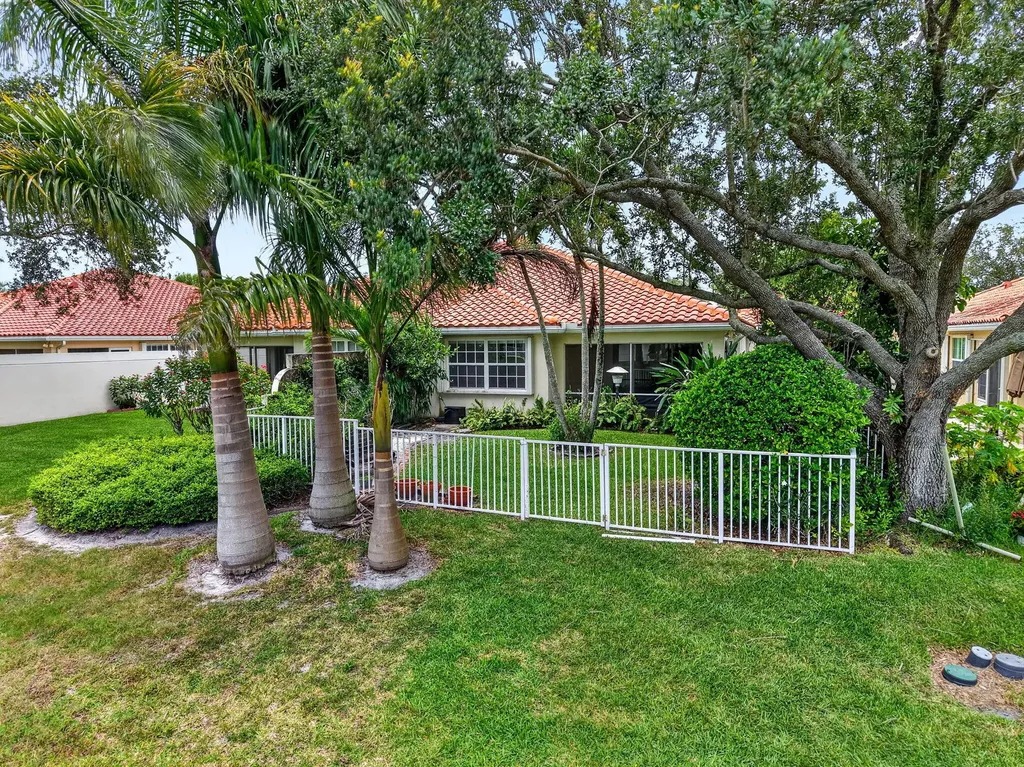 2774 Livingston Lane West Palm Beach FL 33411
