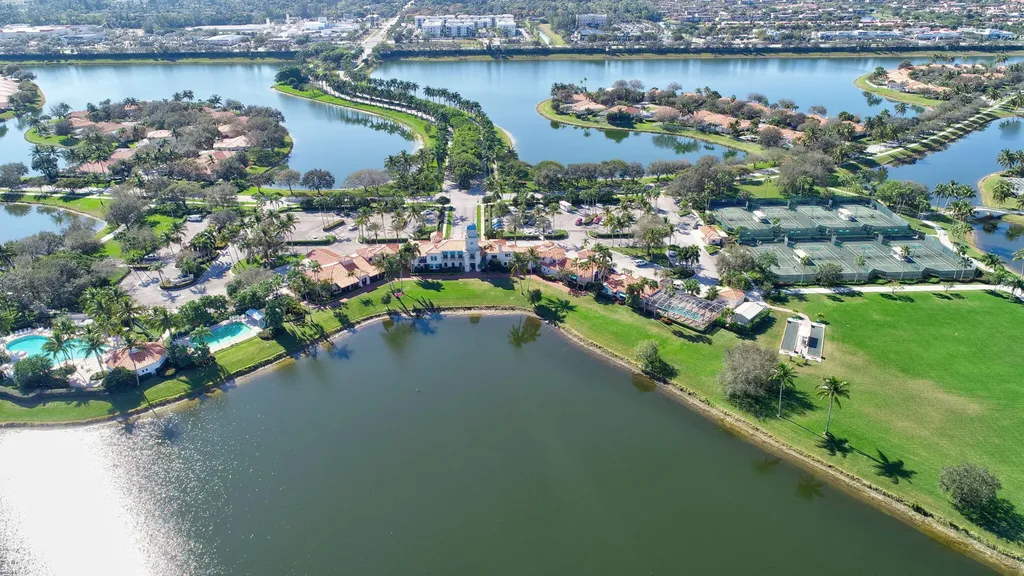 2774 Livingston Lane West Palm Beach FL 33411