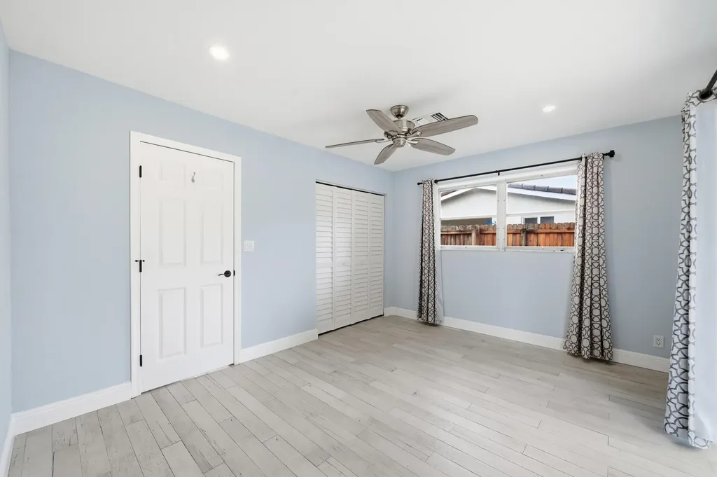 2120 NE 62nd Court Fort Lauderdale FL 33308