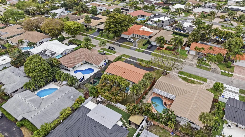 2120 NE 62nd Court Fort Lauderdale FL 33308