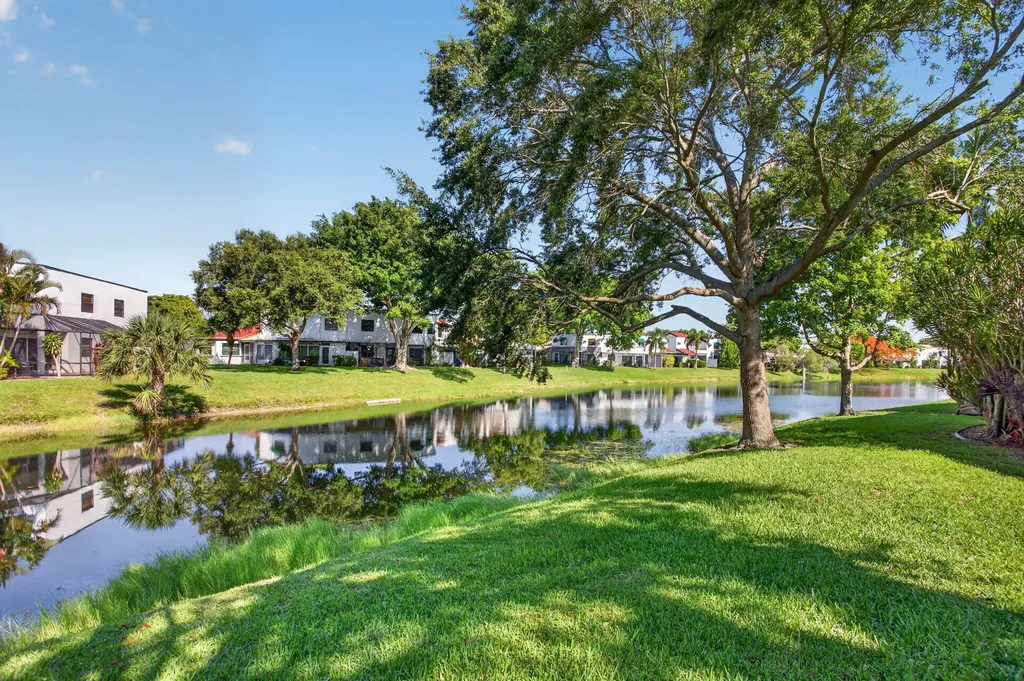 539 NW 36th Avenue Deerfield Beach FL 33442