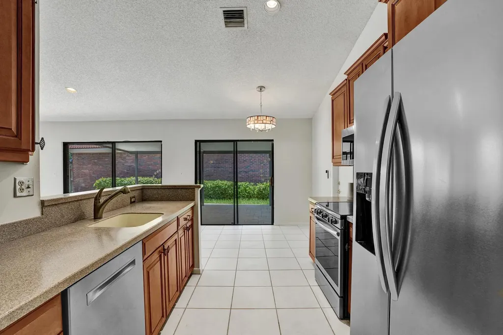 3375 W Point Drive Cooper City FL 33026