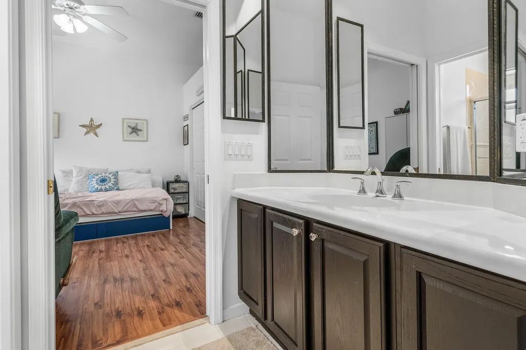 876 NW 123rd Drive Coral Springs FL 33071