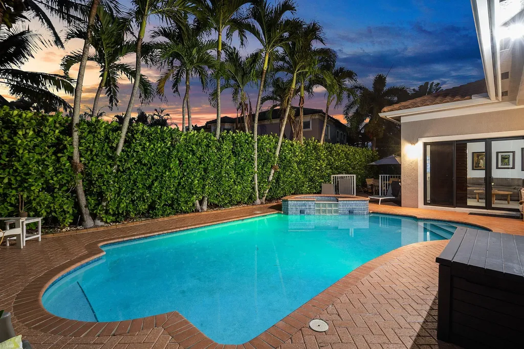 876 NW 123rd Drive Coral Springs FL 33071