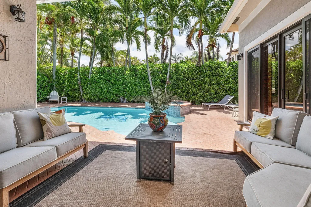 876 NW 123rd Drive Coral Springs FL 33071