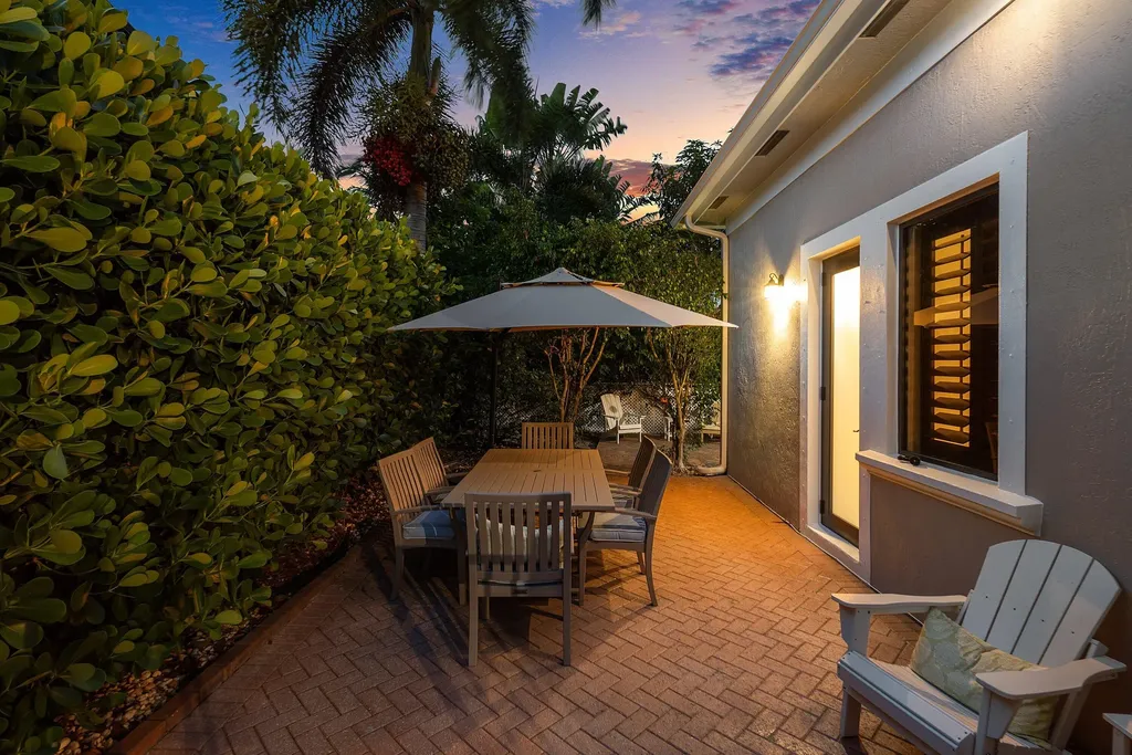 876 NW 123rd Drive Coral Springs FL 33071