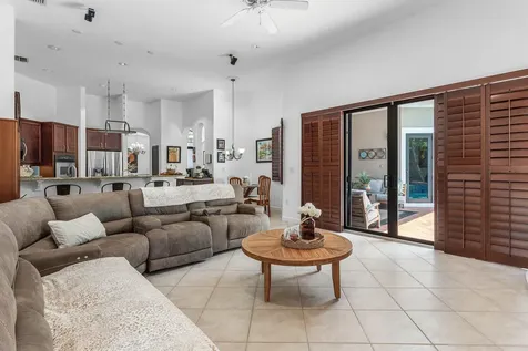 876 NW 123rd Drive Coral Springs FL 33071