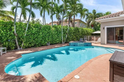876 NW 123rd Drive Coral Springs FL 33071