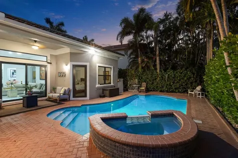 876 NW 123rd Drive Coral Springs FL 33071
