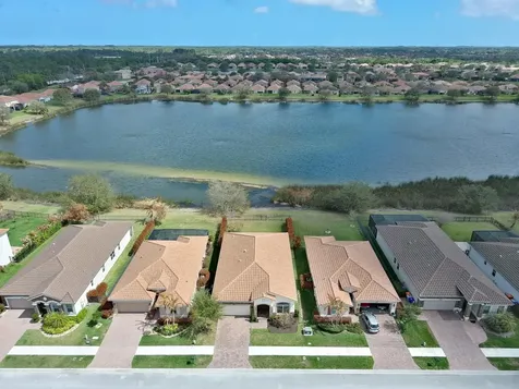 1804 Berkshire Circle SW Vero Beach FL 32968