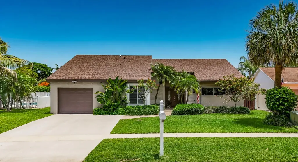 16751 Redwood Way Weston FL 33326