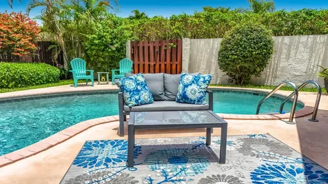 16751 Redwood Way Weston FL 33326