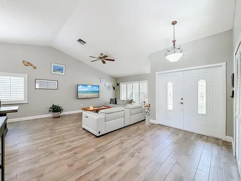 16751 Redwood Way Weston FL 33326
