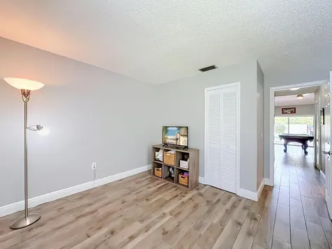 16751 Redwood Way Weston FL 33326