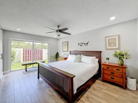 16751 Redwood Way Weston FL 33326