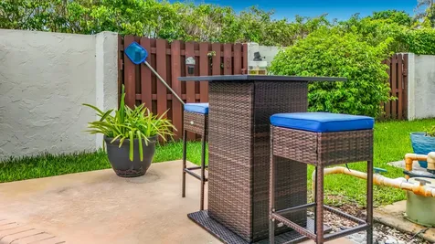 16751 Redwood Way Weston FL 33326