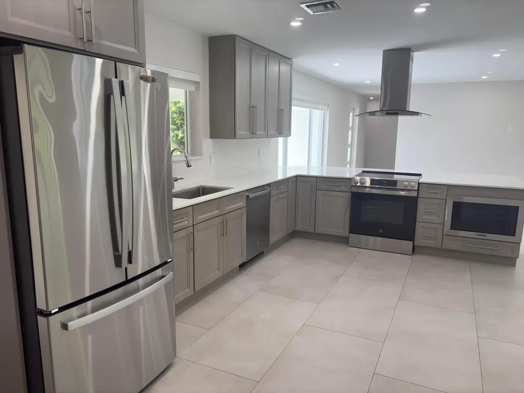 1400 NW 4th Street Boca Raton FL 33486