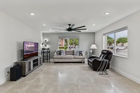 9 NE 19th Court Wilton Manors FL 33305