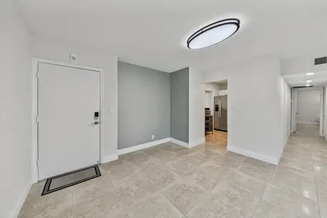 9 NE 19th Court Wilton Manors FL 33305