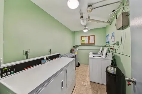 9 NE 19th Court Wilton Manors FL 33305