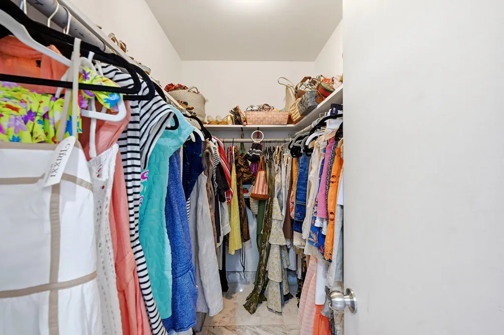 2420 SE 17th Street Fort Lauderdale FL 33316