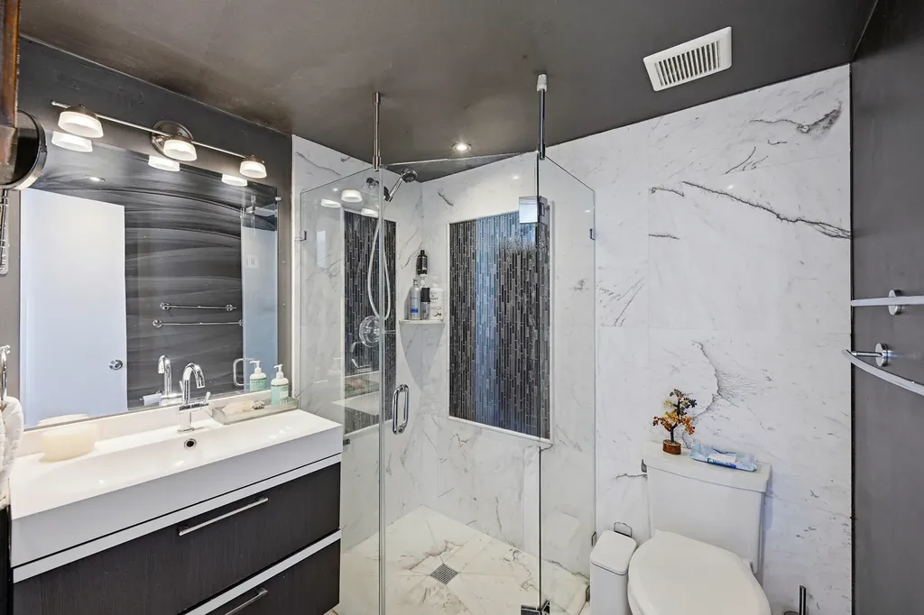 2420 SE 17th Street Fort Lauderdale FL 33316