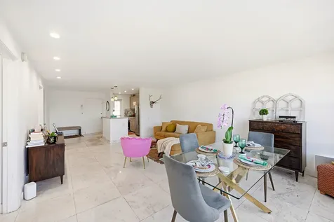 2420 SE 17th Street Fort Lauderdale FL 33316