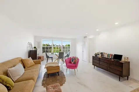 2420 SE 17th Street Fort Lauderdale FL 33316