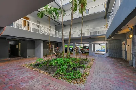 2420 SE 17th Street Fort Lauderdale FL 33316