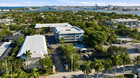 2420 SE 17th Street Fort Lauderdale FL 33316