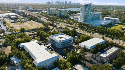 2420 SE 17th Street Fort Lauderdale FL 33316