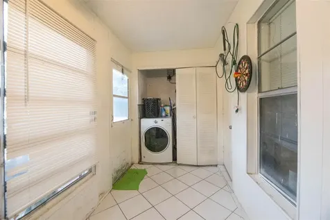 3777 NW 78th Avenue Hollywood FL 33024