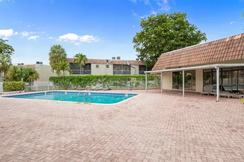 3777 NW 78th Avenue Hollywood FL 33024