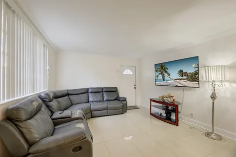 3777 NW 78th Avenue Hollywood FL 33024