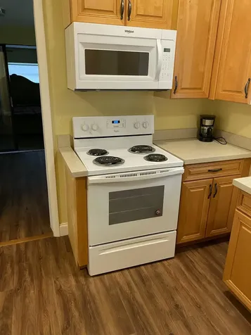 2466 NW 91st Street Miami FL 33147