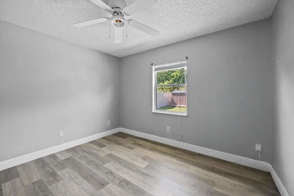 2230 SE Dill Lane Port St Lucie FL 34952