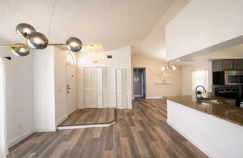 2230 SE Dill Lane Port St Lucie FL 34952