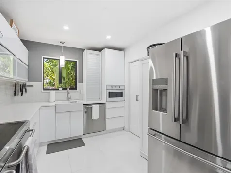 2860 Monroe Street Hollywood FL 33020