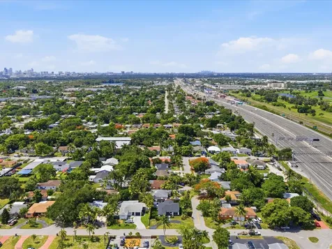 2860 Monroe Street Hollywood FL 33020