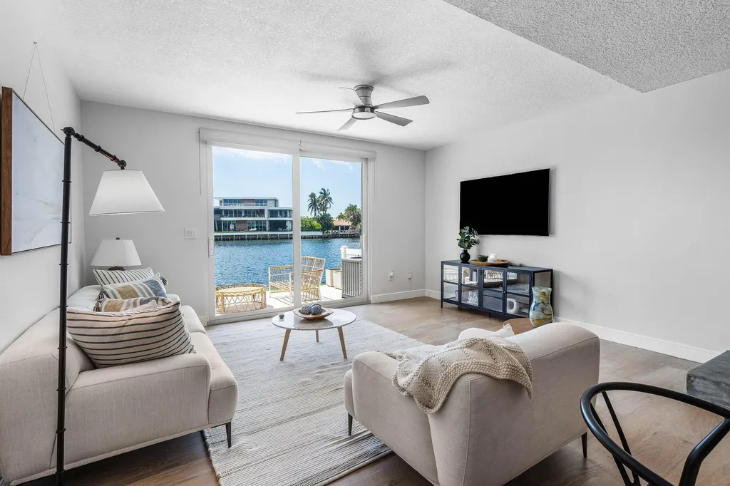 900 E Jeffery Street Boca Raton FL 33487