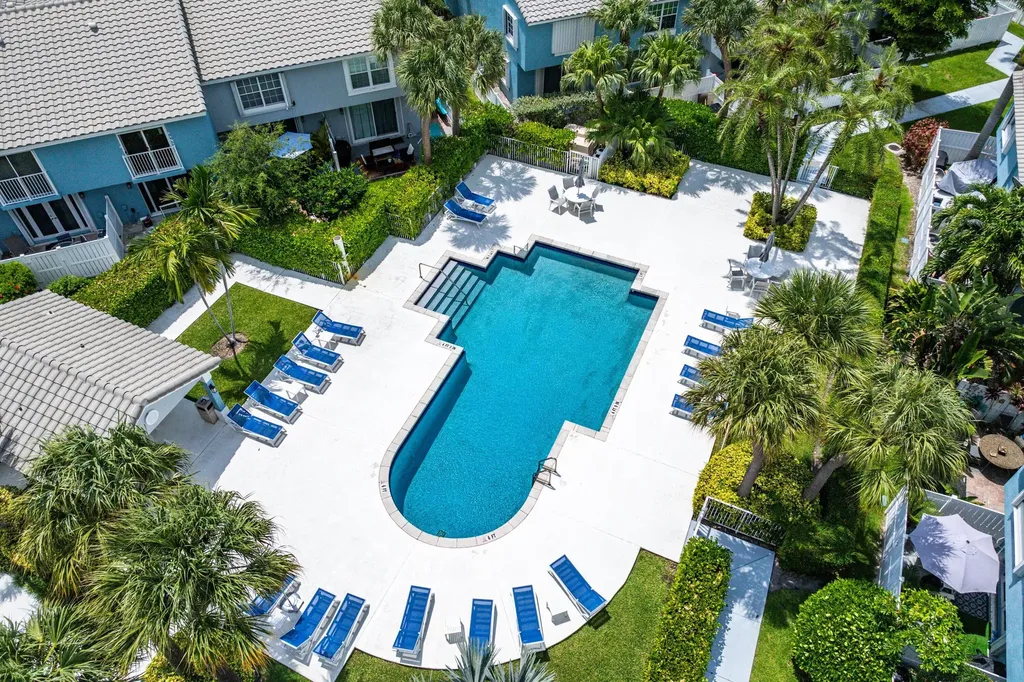 900 E Jeffery Street Boca Raton FL 33487