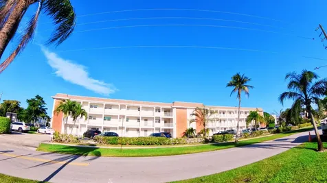 236 Castlewood Drive North Palm Beach FL 33408