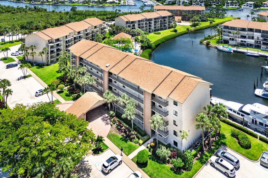 1301 Seafarer Circle Jupiter FL 33477