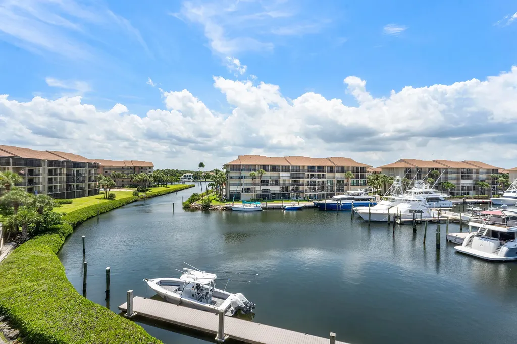 1301 Seafarer Circle Jupiter FL 33477