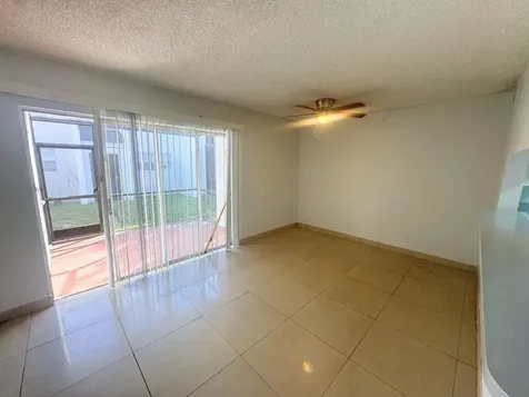 4423 Treehouse Lane Tamarac FL 33319