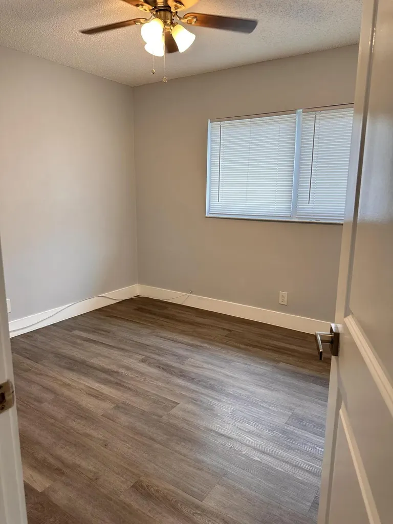 7521 NW 44th Court Coral Springs FL 33065
