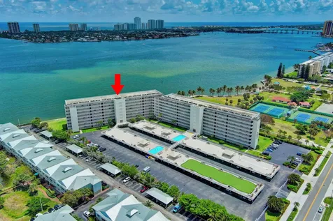 801 Lake Shore Drive Lake Park FL 33403