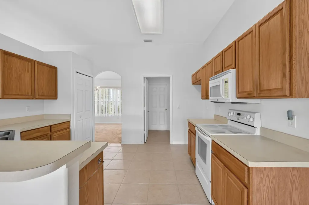 8253 Sand Pine Circle Port St Lucie FL 34952